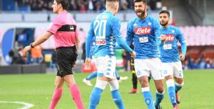 Наполи без проблеми срещу Фрозиноне (видео)